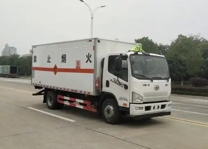马尔康爆破器材运输车可以上高速吗？